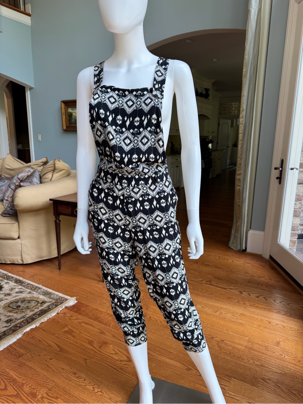 Sans Souci Black and White Geometric Print Jumpsuit